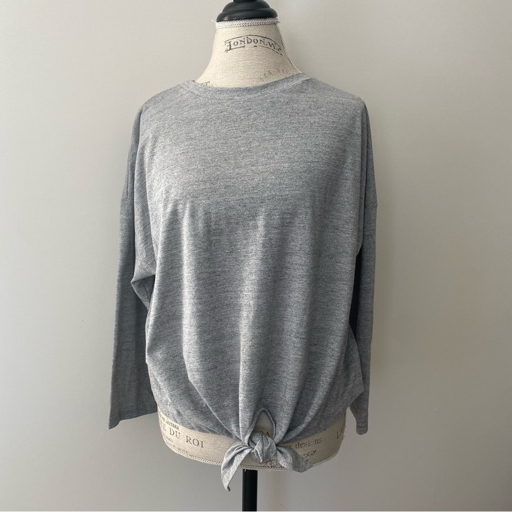 Levi’s Tie Front Long Sleeve Top